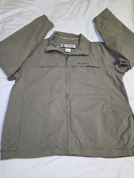 Columbia Lightweight Outdoor Windbreaker Jacket Zip Front- Men's Size XL Olive - Picture 3 of 15